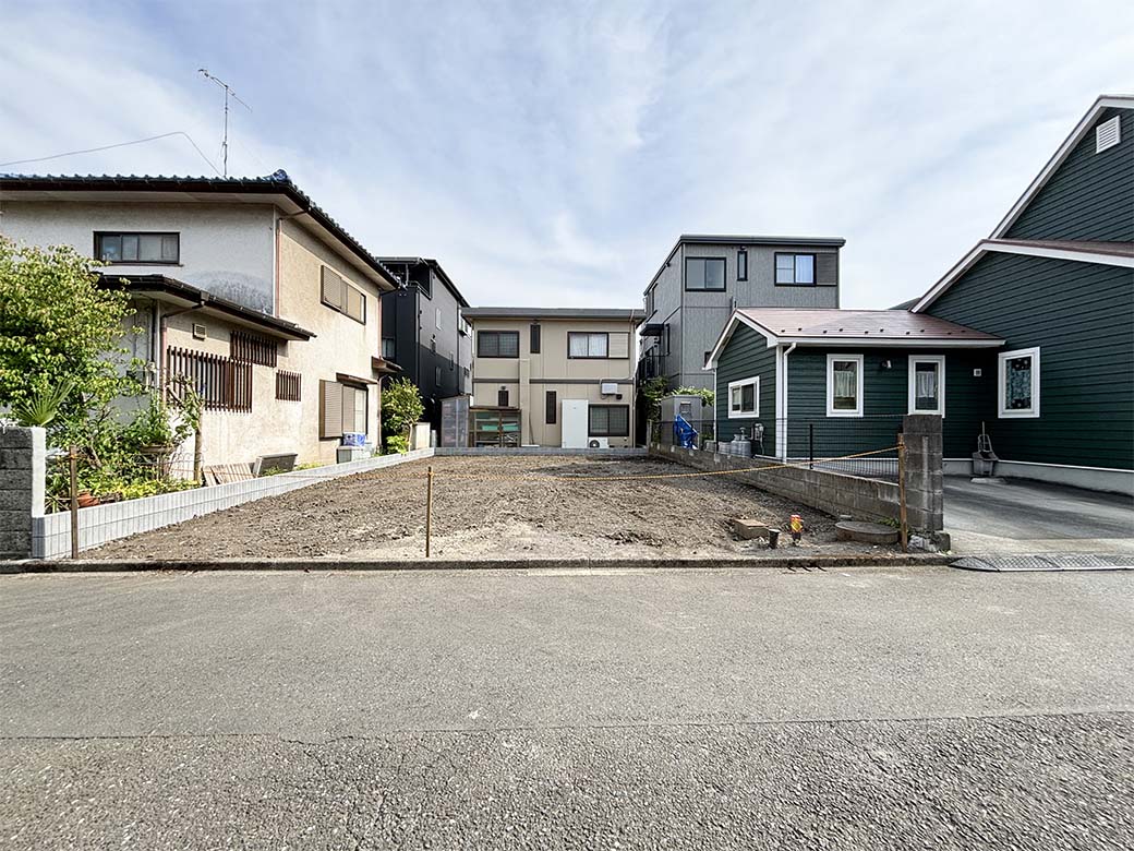 【南橋本3丁目】南橋本駅徒歩4分。駅近で叶える住み良い暮らし。ひろびろ土地面積125.16㎡